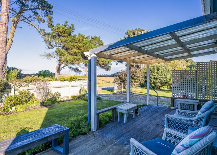  at 8 Chamberlain Avenue, Amberley Beach, Hurunui, Canterbury