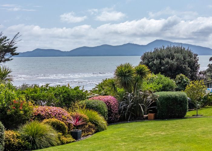  at 42 Ames Street, Paekakariki