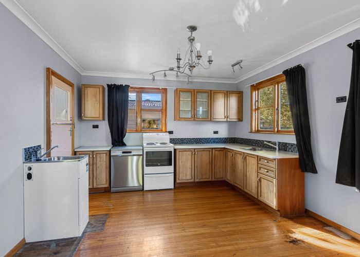  at 1/3 Waters Street, Hoon Hay, Christchurch City, Canterbury