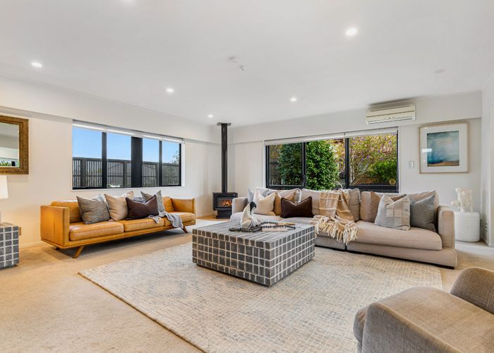  at 5 Merlot Heights, Huapai, Rodney, Auckland