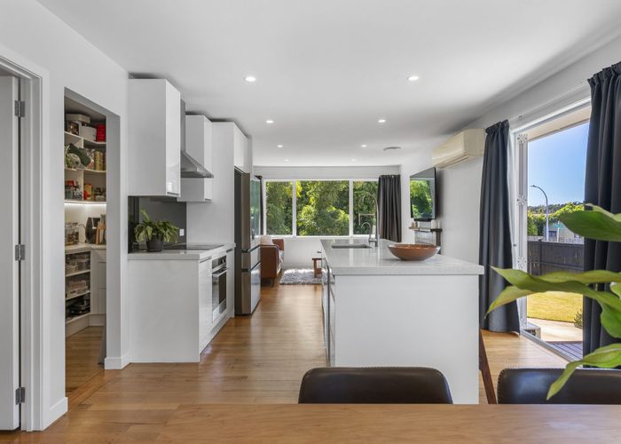  at 25 O'Donn Avenue, Beach Haven, Auckland