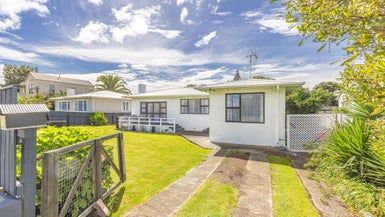  at 50 Mosston Road, Castlecliff, Whanganui