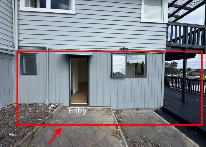  at 575A East Coast Road, Browns Bay, North Shore City, Auckland