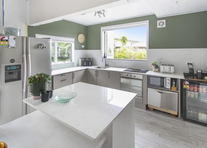  at 2/124A Alfriston Road, Manurewa, Manukau City, Auckland