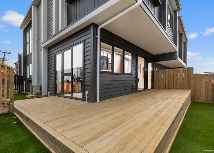  at 143-147 Carlisle Road, Northcross, North Shore City, Auckland