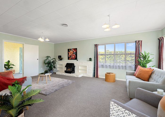  at 5 Wesley Avenue, Frankleigh Park, New Plymouth