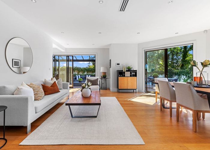  at 39C Clonbern Road, Remuera, Auckland