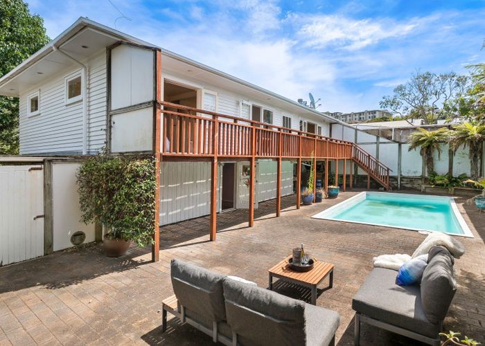  at 2 Pembroke Crescent, Glendowie, Auckland City, Auckland