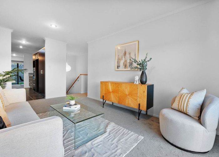 at 86 Fields Parade, Albany, North Shore City, Auckland