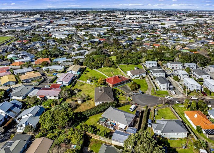  at 9, 11, 13, 14 and 15 Tuata Street, One Tree Hill, Auckland City, Auckland