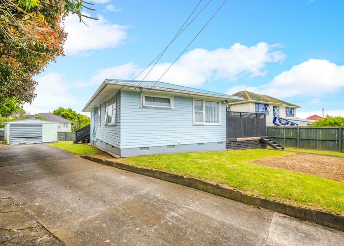  at 13 Sandra Avenue, Otara, Auckland