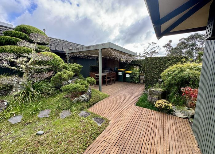 at 10 Marine Terrace, Bayswater, North Shore City, Auckland
