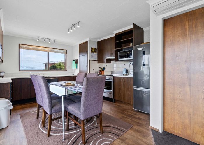  at 90 Marine Parade, Bluff