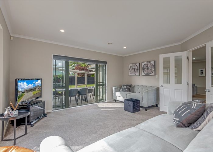  at 19 Strachan Way, Highbury, Palmerston North