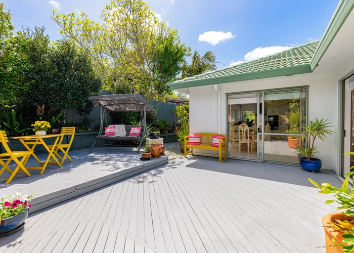  at 2/12 Westview Court, Somerville, Manukau City, Auckland