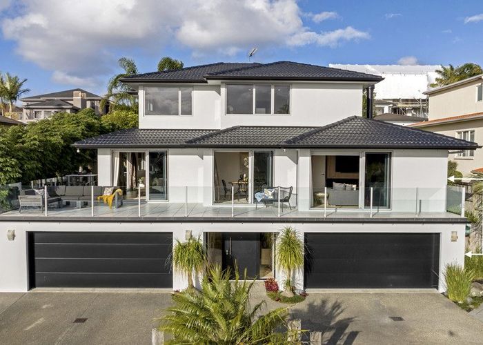  at 52 Moyrus Crescent, East Tamaki Heights, Auckland