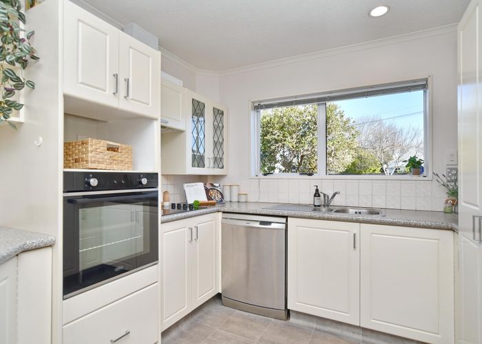 at 136A Brookside Terrace, Bryndwr, Christchurch