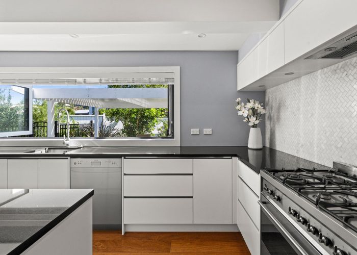  at 12 Moorhouse Street, Taradale, Napier, Hawke's Bay