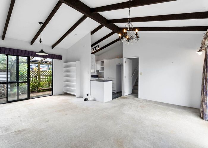  at 6A Howard Road, Northcote, North Shore City, Auckland