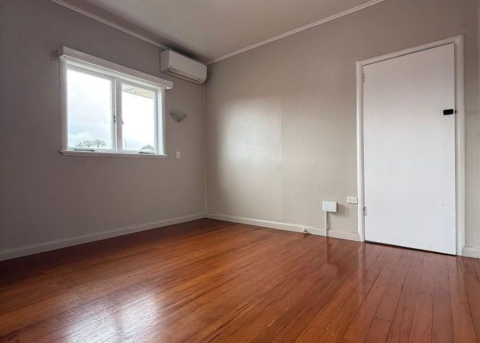  at 1/144 Kolmar Road, Papatoetoe, Manukau City, Auckland