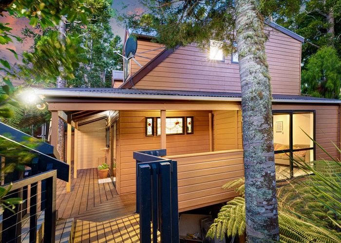  at 104 Konini Road, Titirangi, Auckland