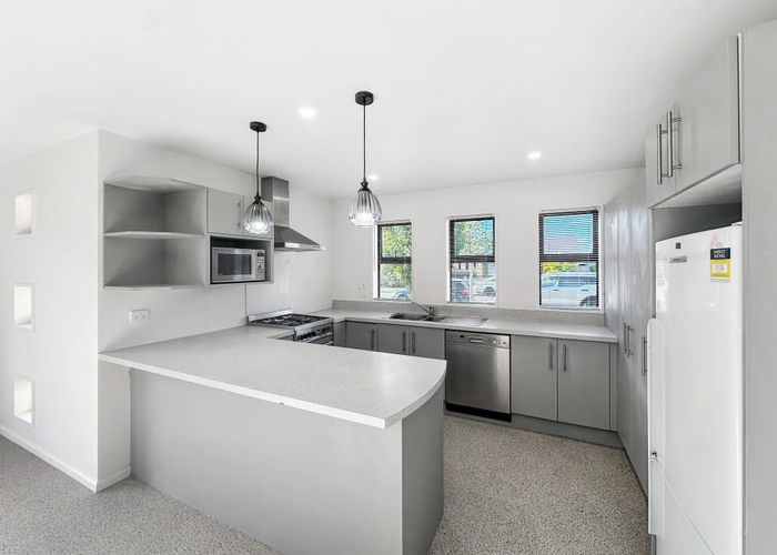  at 76 Kaniere Avenue, Hei Hei, Christchurch City, Canterbury