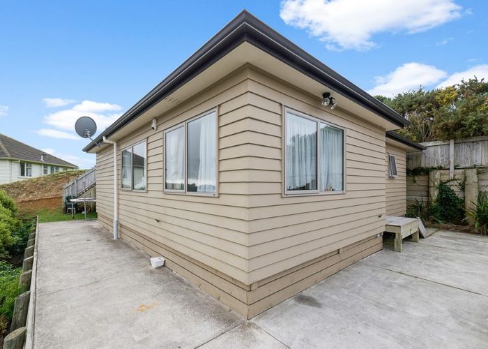  at 78/80 Waihora Crescent, Waitangirua, Porirua