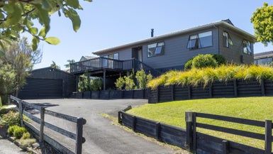  at 91 Solar Road, Glen Eden, Auckland