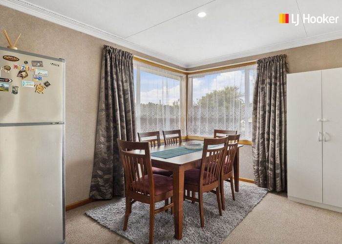  at 5 Bell Crescent, Concord, Dunedin