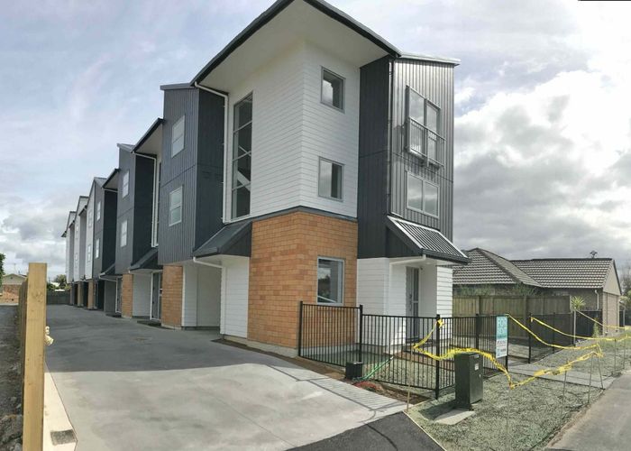  at 1/47 Cameron Road (Room B), Hillcrest, Hamilton, Waikato