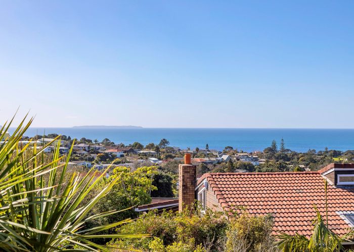  at 6/5 Braemar Road, Castor Bay, Auckland