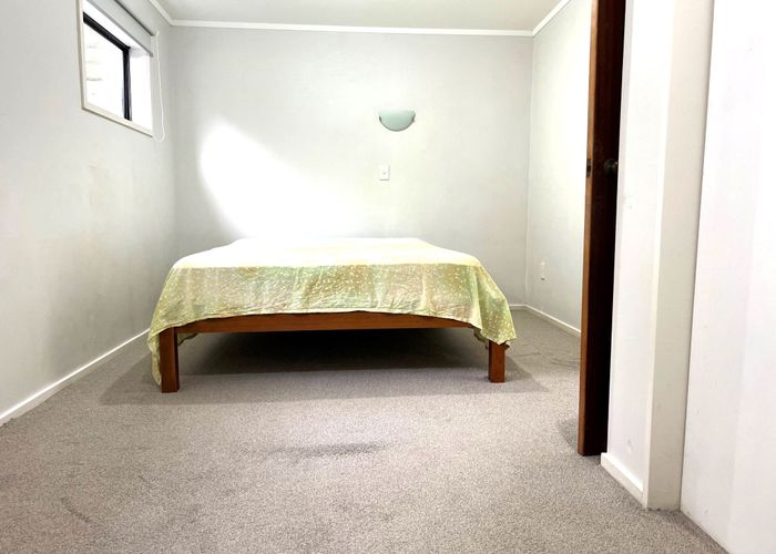  at 78a Glencoe rd, Browns Bay, North Shore City, Auckland