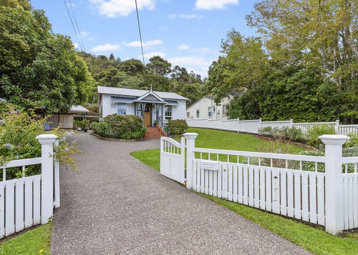  at 15 Huia Road, Titirangi, Auckland