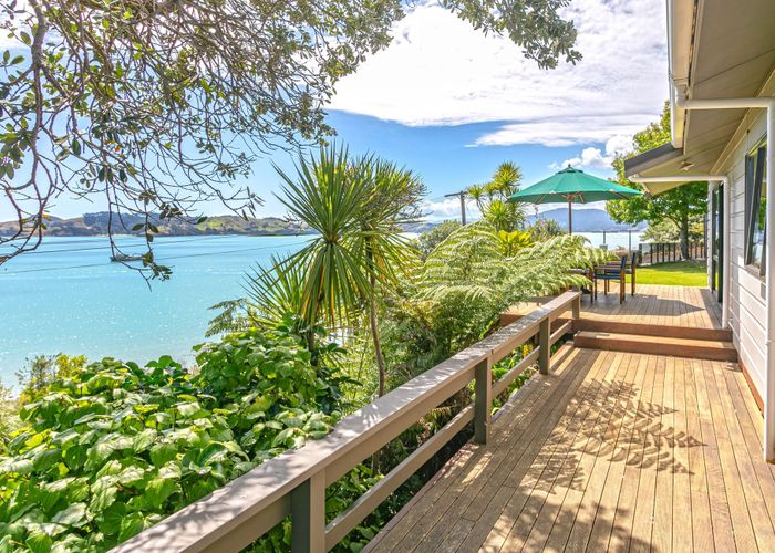  at 11 Puriri Road, Te Kouma, Coromandel