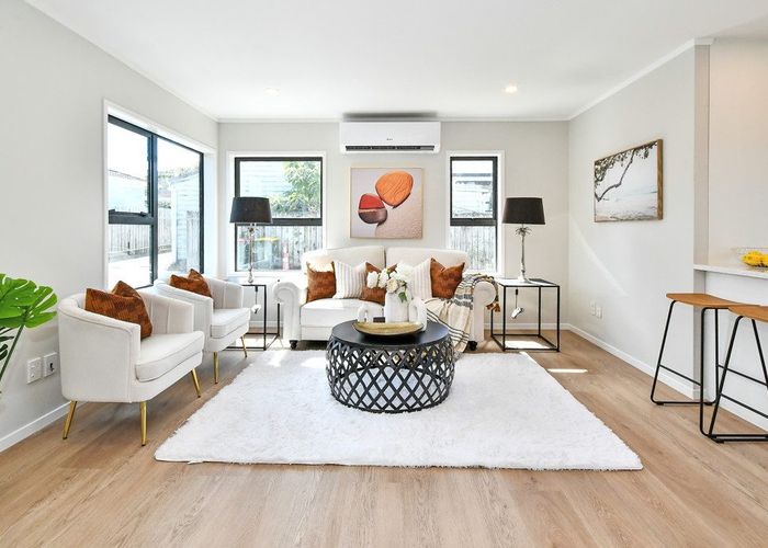  at 2/29 Earlsworth Road, Mangere East, Manukau City, Auckland