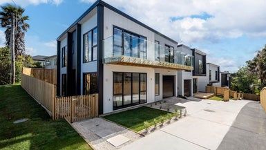  at 129 Arran Road, Browns Bay, Auckland