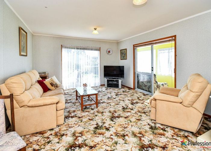  at 7 Bluewater Place, Wattle Downs, Auckland