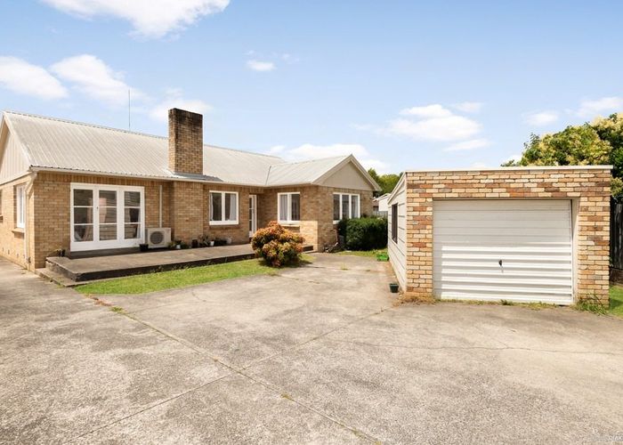  at 102 Firth Street, Hamilton East, Hamilton, Waikato