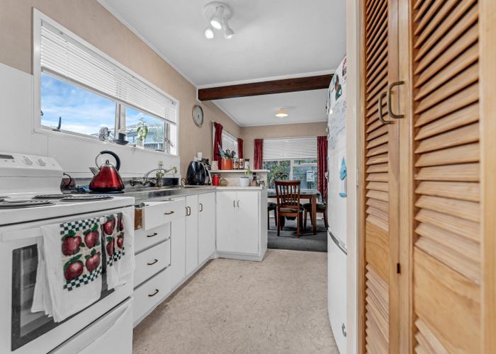  at 41 Paterson Avenue West, Pukekohe