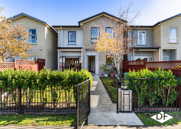  at 28 Kuurae Crescent, Weymouth, Manukau City, Auckland