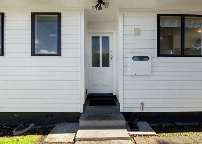  at 101 Collins Road, Melville, Hamilton