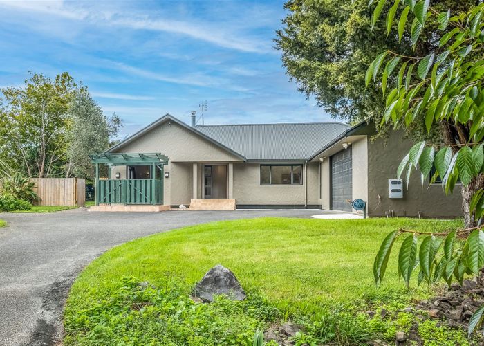 at 21 Muriwai Road, Waimauku, Waimauku