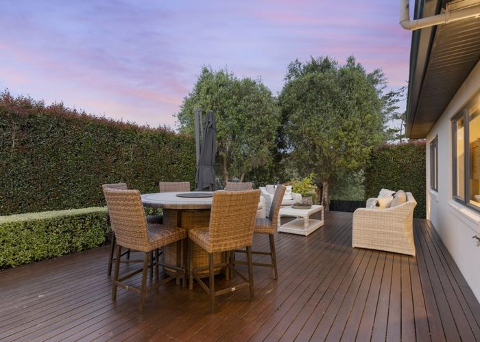  at 16 Durbin Court, Greenhithe, Auckland