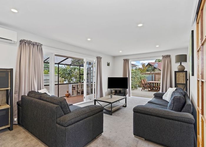  at 324 Yaldhurst Road, Avonhead, Christchurch City, Canterbury