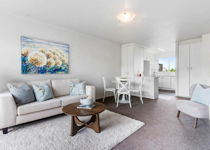  at 2/174 Birkdale Road, Birkdale, North Shore City, Auckland