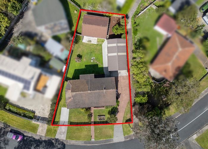  at 11 St Catherine Crescent, West Harbour, Waitakere City, Auckland