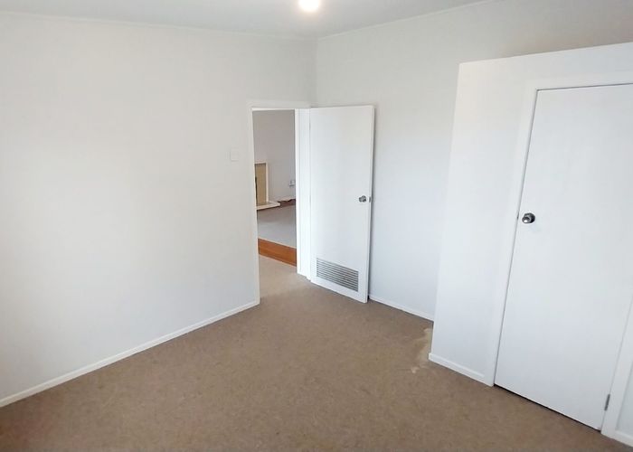  at 21 Hadfield Avenue, Waterview, Auckland City, Auckland
