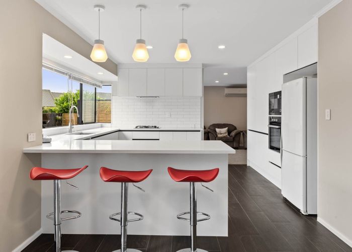  at 7 Longford Park Drive, Takanini, Auckland