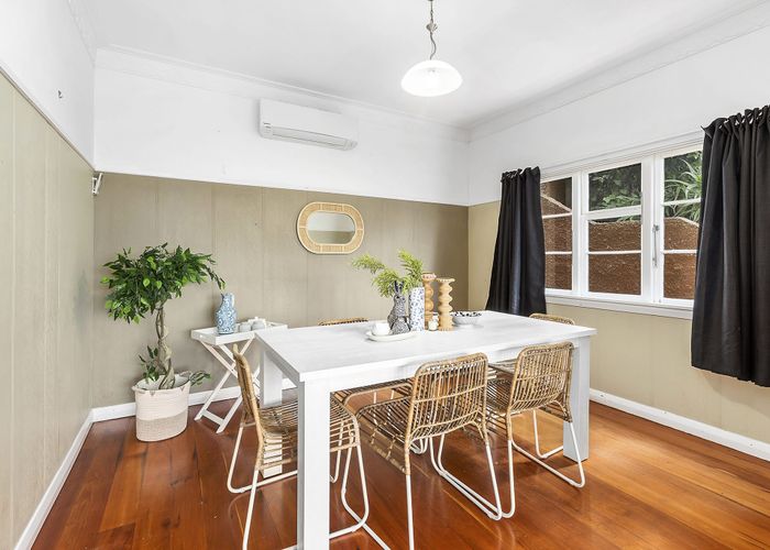 at 92 Sutherland Road, Melrose, Wellington