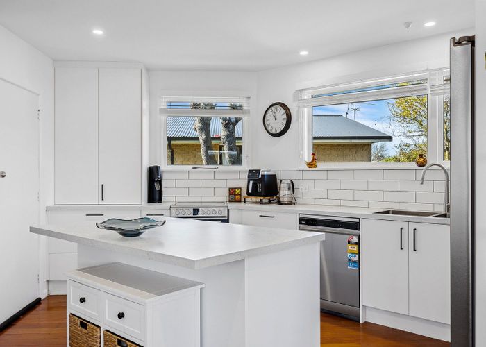  at 1/409 Yaldhurst Road, Russley, Christchurch City, Canterbury